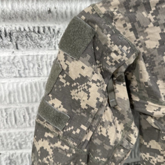 Massif Army Combat Shirt XS ACU‎ ACS Flame Resistant Digi Camo USGI Military - Picture 3 of 6